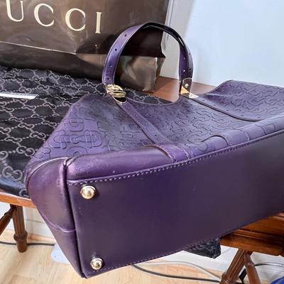 Gucci Medium Horsebit Leather Tote Purse Bag