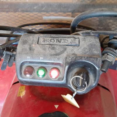 HONDA FOURTRAX  300 FOUR-WHEELER 4x4