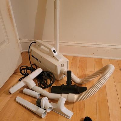 Oreck XL Upright and Handheld Vacuums (BR2-DW)
