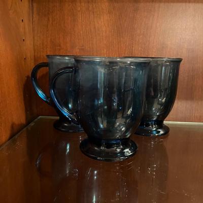 Colored Glass Pitcher with Glasses & Mugs (FR-MG)