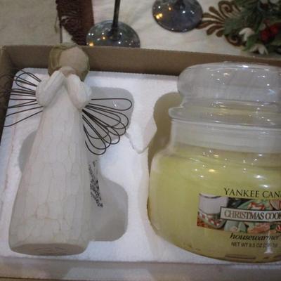 Assorted Candles & Candleholders