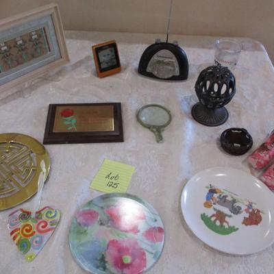 Assorted Home Decor/Household