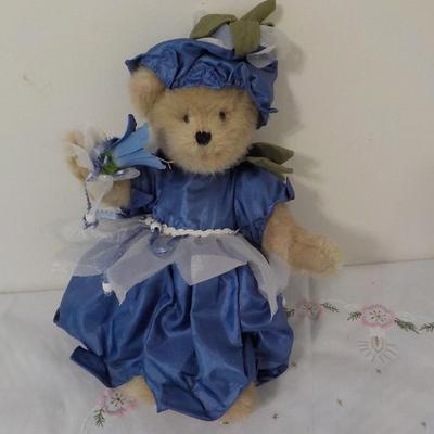 Limited Bear of the Month Gloria Bearybloom'.