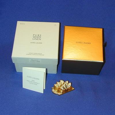 Estee Lauder Pure White Linen Sydney Opera House Solid Perfume Compact Lot 21