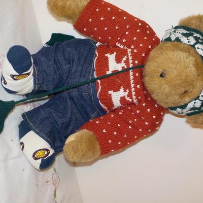 Vermont teddy bear No. 1 Bear.