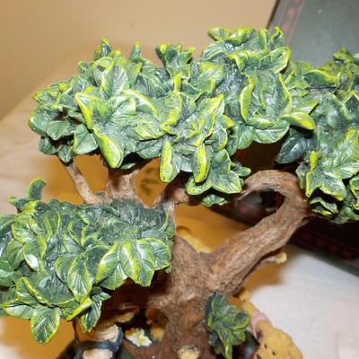 Boyd's Figurine Art work.