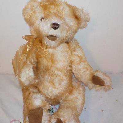 Gund's Stunning Rourke Bear.