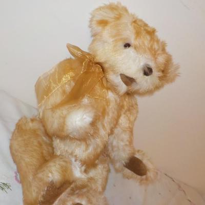 Gund's Stunning Rourke Bear.