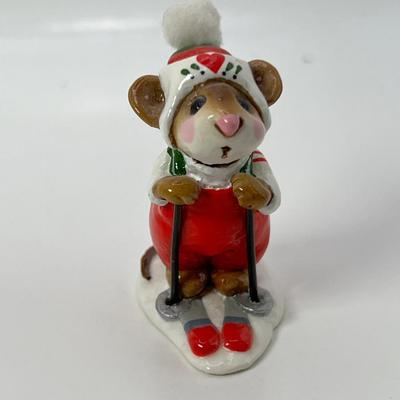 Wee Forest Folk Skier Mouse MS-09 Red