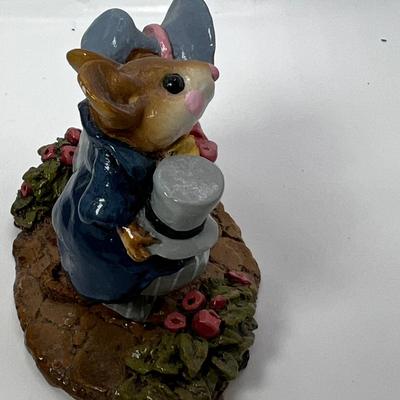 Wee Forest Folk Lord and Lady Mousebatten M-195