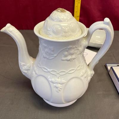 Coffee pot