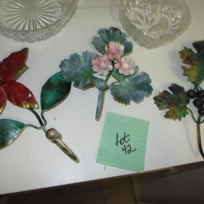 Home Decor-Candy dishes/Wall Decor