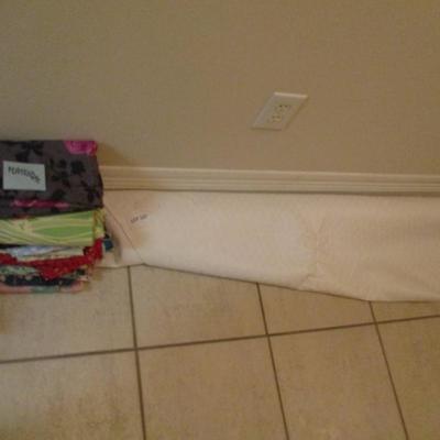 Dish Towels/Fabric/Rug
