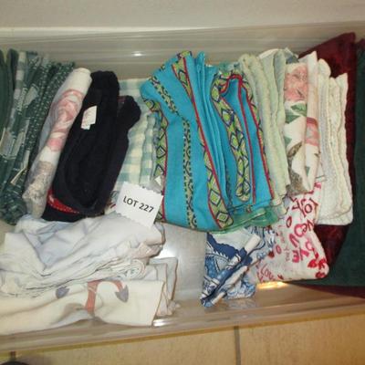 Dish Towels/Fabric/Rug