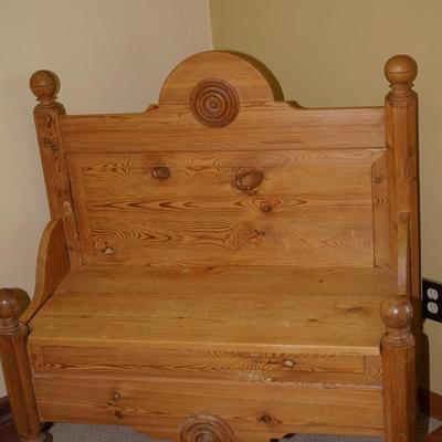 SCANDINAVIAN  PINE STYLE BENCH WITH LIFT SEAT