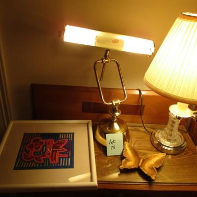 Desk/Table Lamps & Decor