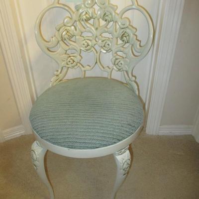 Metal Powder Chair