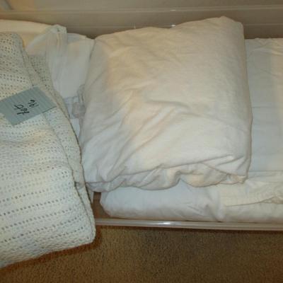 Blankets/Pillow Cases/Sheets