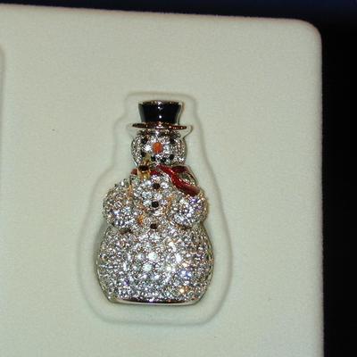 Estee Lauder Pleasures Sparkling Snowman Solid Perfume Compact Lot 31