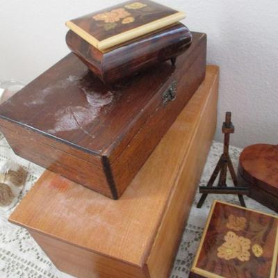 Wooden Music Boxes/Keepsake boxes