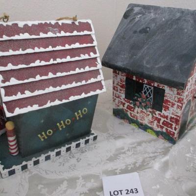 Holiday Painted Birdhouses