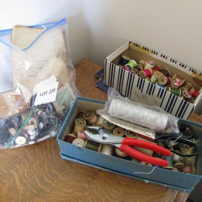Sewing Supplies/Plyers
