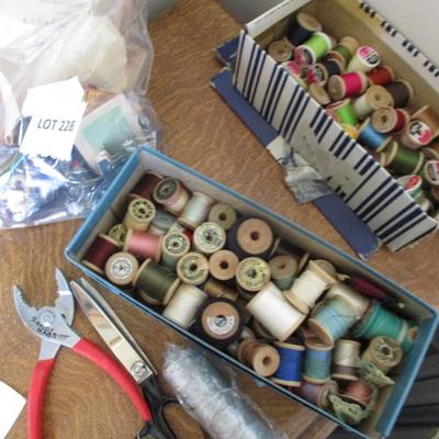 Sewing Supplies/Plyers