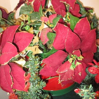 Artificial Holiday Arrangements