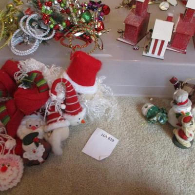 Assorted Christmas items