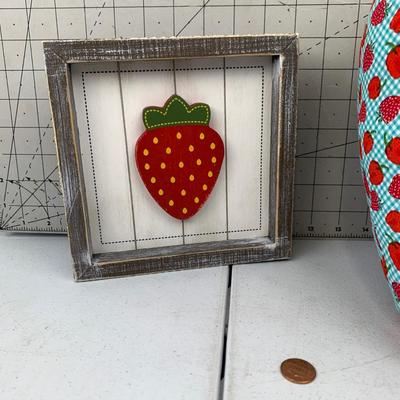 #33 Strawberry Pillow & Framed Decor