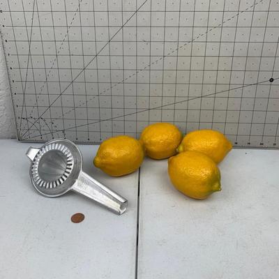 #55 Aluminum Juicer & Decorative Lemons
