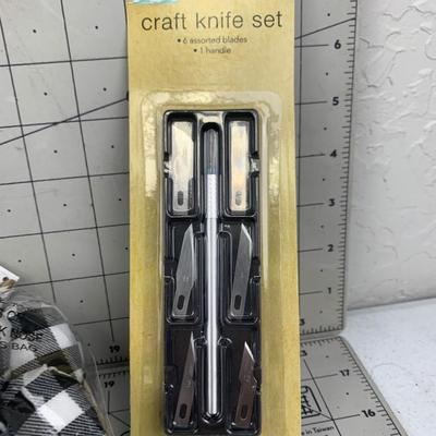 #113 Craft Knife Set, Plaid Hearts & Crafting