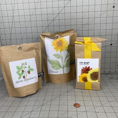 #184 Garden in a Bag: Alpine Strawberry, Mini Sunflower & Van Gogh Scatter Garden