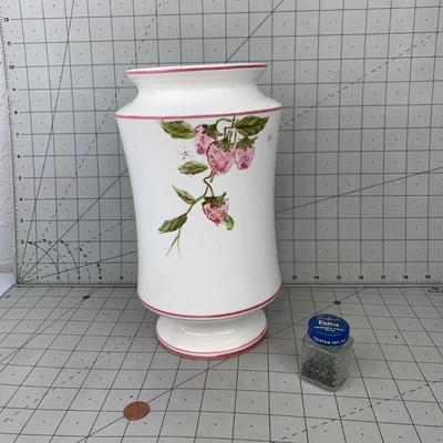#227 Vintage Flower Vase & Shaker