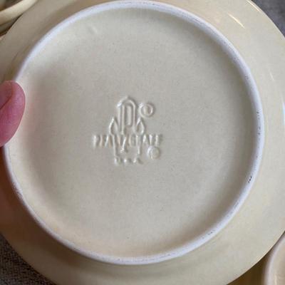 16 Saucers small plates