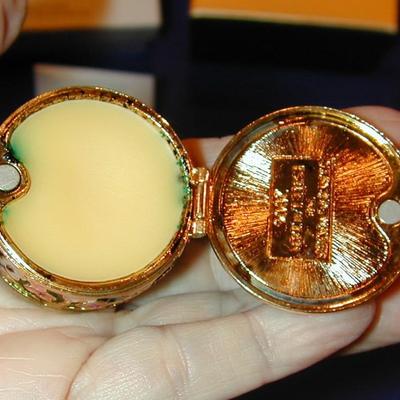Estee Lauder By Jay Strongwater Pure White Linen Precious Birds Solid Perfume Compact Lot 73