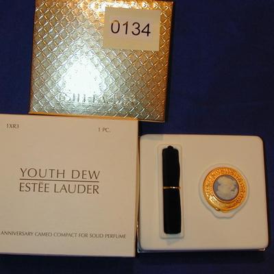 Estee Lauder Youth Dew 50th Anniversary Cameo Solid Perfume Compact Lot 134