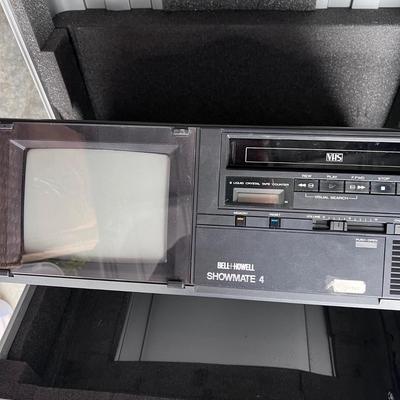 Portable TV/VCR