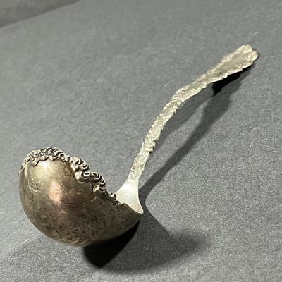 LOT 15: Vintage Sterling Silver Serving Spoon / Ladle - 61.1 gtw