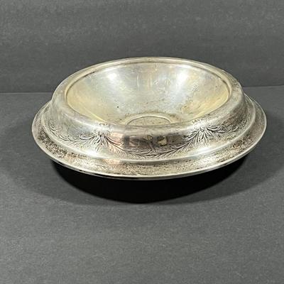 LOT 18: Large Vintage Sterling Silver Serving Bowl - 287.6 gtw