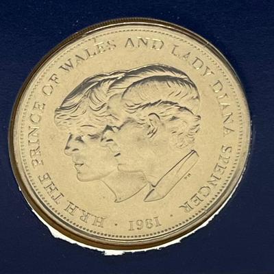 LOT 24: Collectible Coin Commemorating Marriage of Prince Charles and Princess Diana
