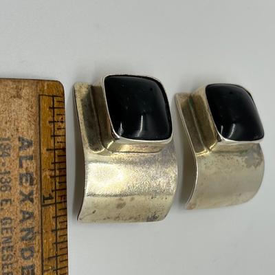 LOT 42: Sterling Silver Mexico Jewelry - Onyx Earrings & Swirl Brooch