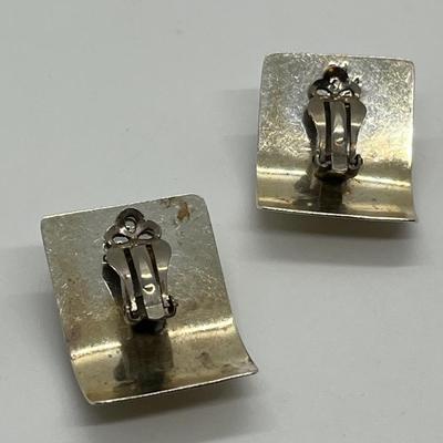 LOT 42: Sterling Silver Mexico Jewelry - Onyx Earrings & Swirl Brooch