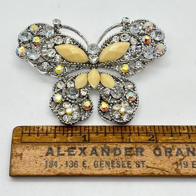 LOT 65: Silvertone Butterfly Brooch / Pin - Cream Acrylic / Crystal Stone