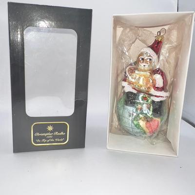 1256 Christopher Radko 1995 â€œOn top of the Worldâ€ Glass Ornament