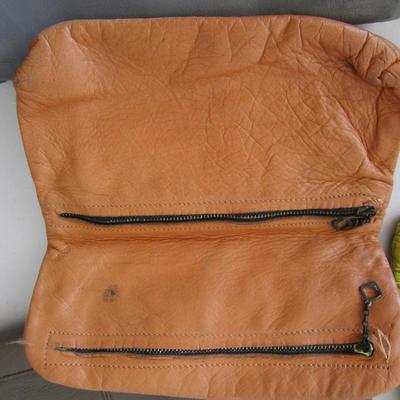 #33 Handbags and coin purses