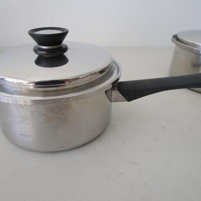 #43 3 pans with lids