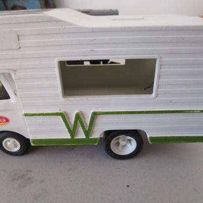#52 Vintage Wind up engine, Formula One car, Winibago