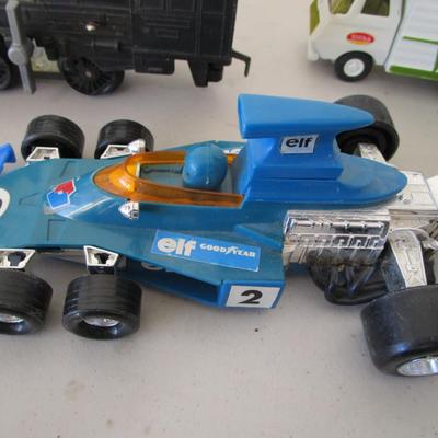 #52 Vintage Wind up engine, Formula One car, Winibago