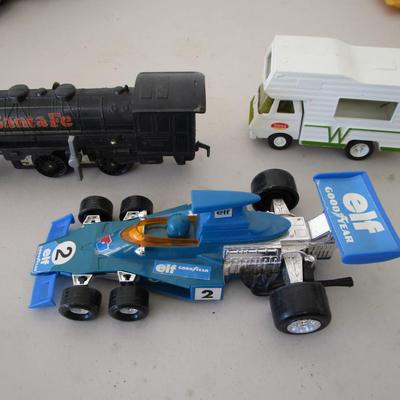 #52 Vintage Wind up engine, Formula One car, Winibago